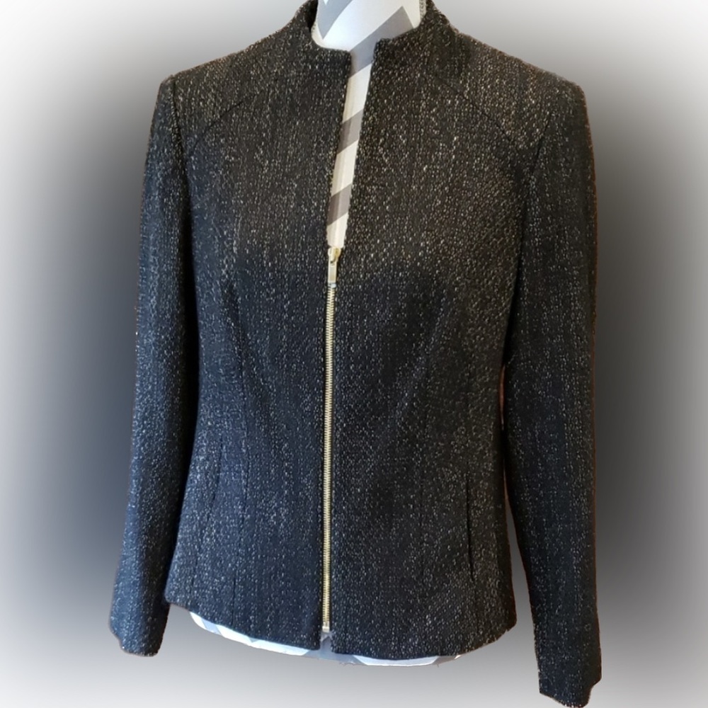 Jones New York Zip up jacket size 10 Petite